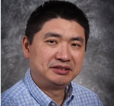 Chi Honored with Editor of Distinction Award