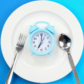 Eating at the right time is important for health, UTSW study shows