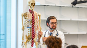Dr. Tatara explains how a piece of missing bone led to a diagnosis of Ewing sarcoma in a case study.
