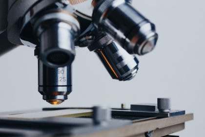 photo of a microscope