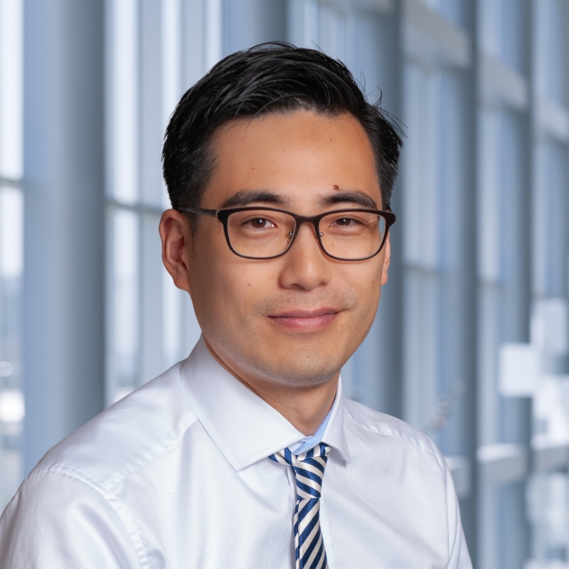 faculty portrait of Dr. Arthur Hong