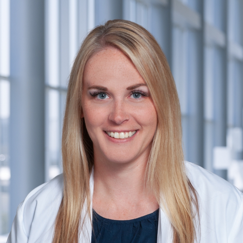 faculty portrait of Dr. Nicole Rich