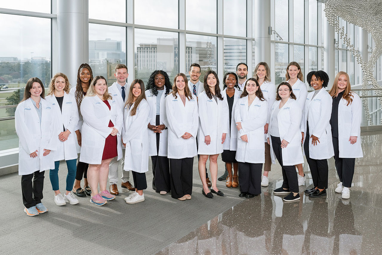 Group photo of the residents of the Class of 2028